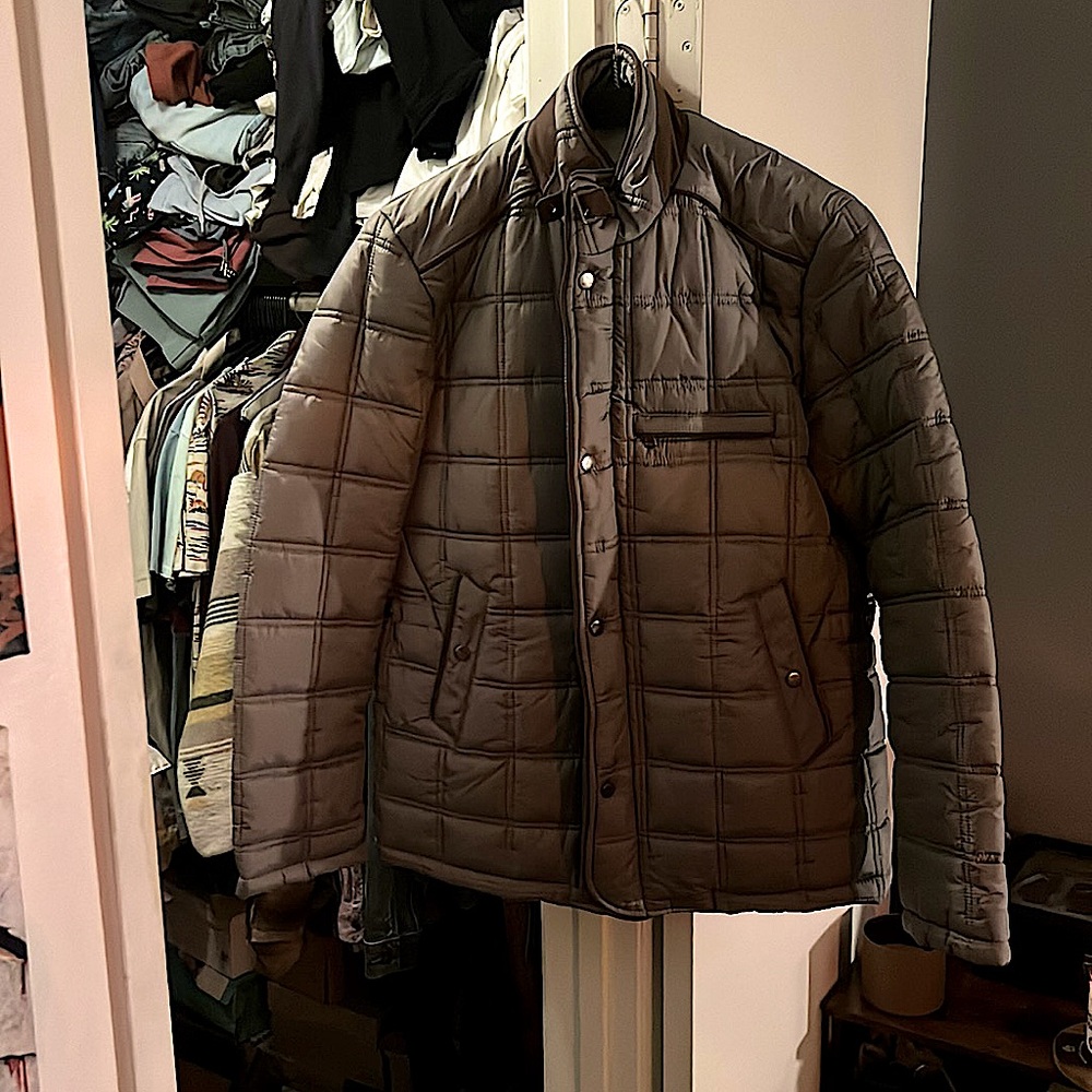 Men’s lightweight light gray bomber jacket